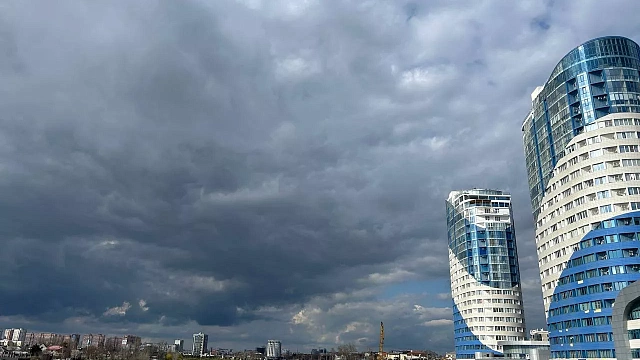 В Краснодаре объявили штормовое предупреждение из-за непогоды. Фото: архив телеканала «Краснодар»