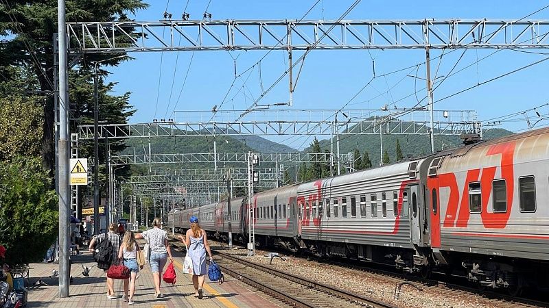 РЖД запустят в сентябре еще более 600 поездов к курортам Черного моря