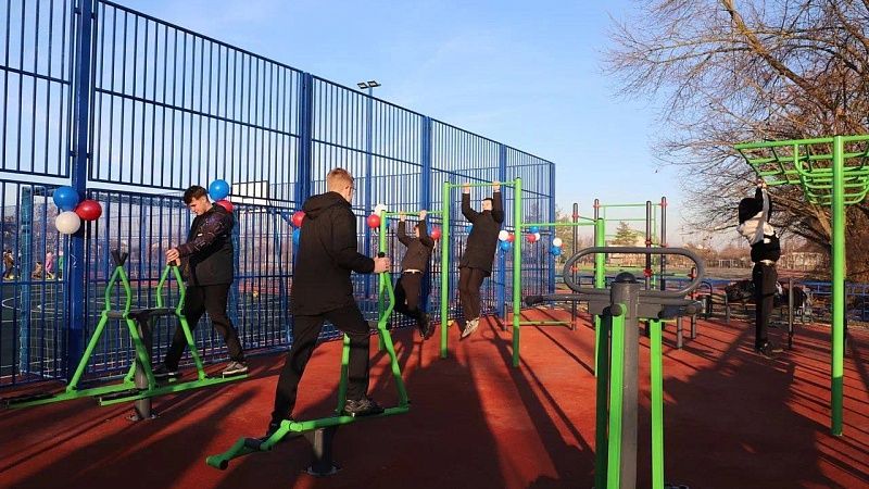 Многофункциональную спортплощадку открыли в Красноармейском районе