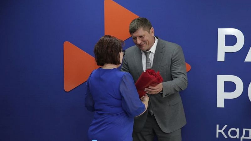 Андрей Алексеенко и Вера Галушко поздравили соцработников Краснодара 