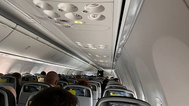 Учёные предупредили об опасности скопления пожилых пассажиров в самолёте