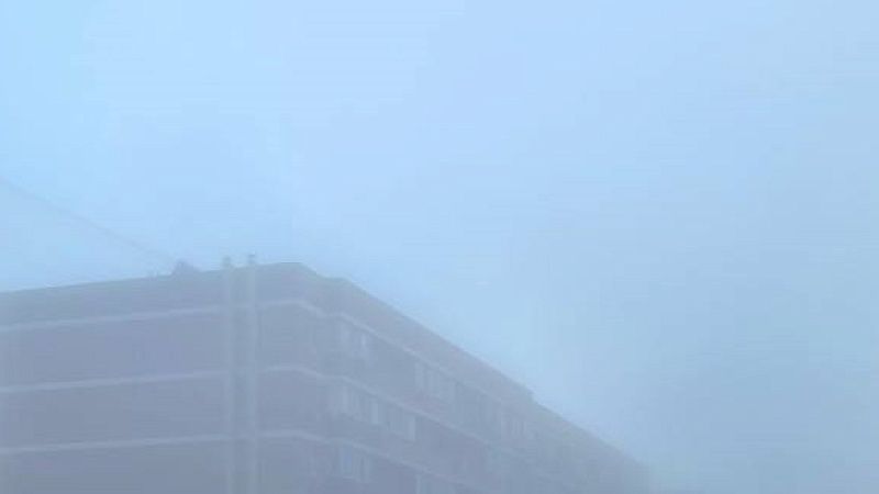 Густой туман окутал утром 5 ноября Москву