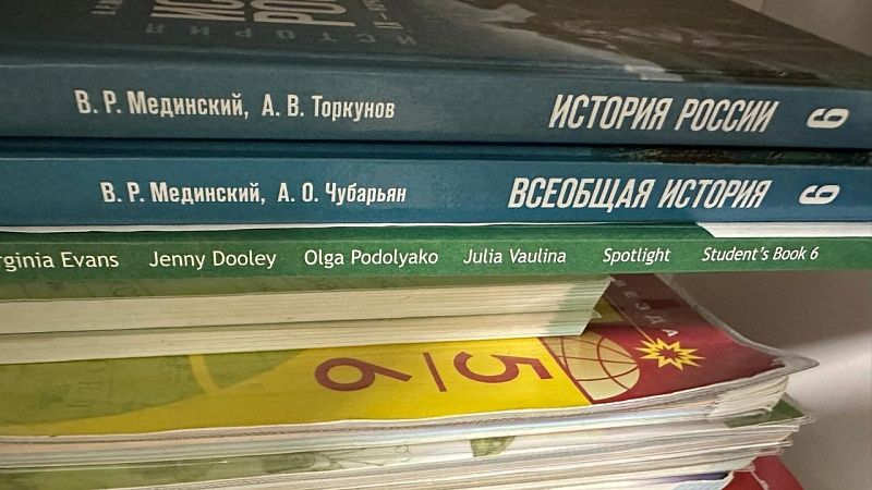 Наумов: школы обеспечили рекордным количеством учебников в Краснодаре