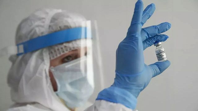 Лечение от коронавируса на Кубани продолжают 318 человек