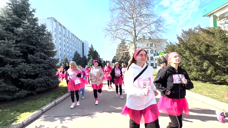 Новая профессия в 50 лет, марафон в юбках, СКИФ в гостях у «Краснодара». Новости 10 марта   