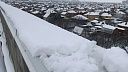 Снежная масса повредила остановку и убила женщину в Петропавловске-Камчатском