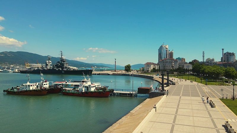 Движение маломерных судов временно ограничили в морском порту Новороссийска