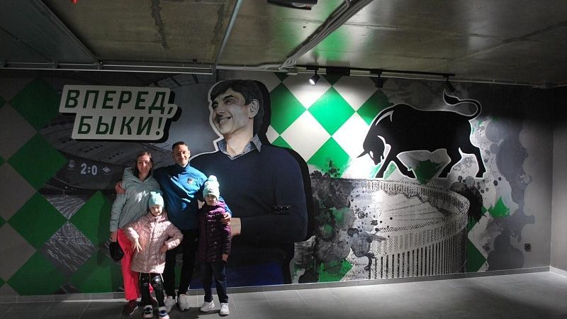 Каждый день здороваюсь с Галицким: фанат разрисовал гараж в честь ФК «Краснодар»