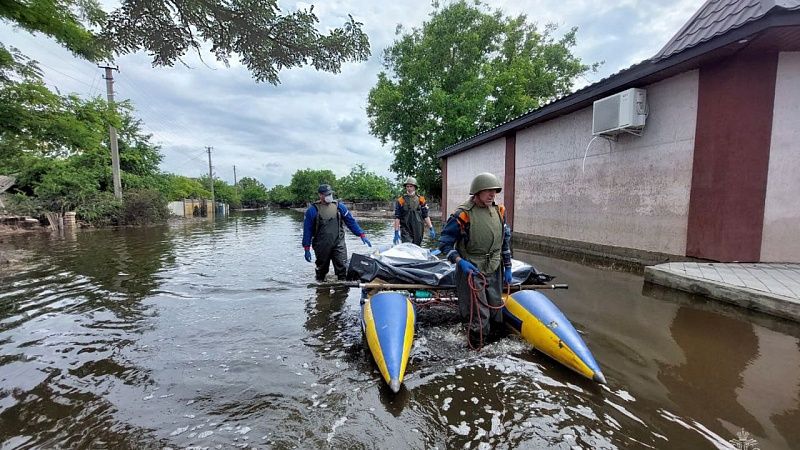 Перебои с электроснабжением начались в затопленном после ливней Сочи