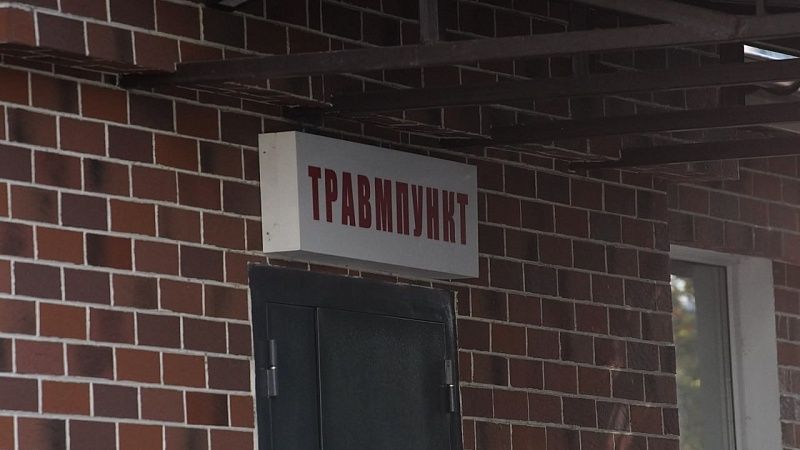 Девять человек попали в больницу с травмами из-за снегопада в Краснодаре