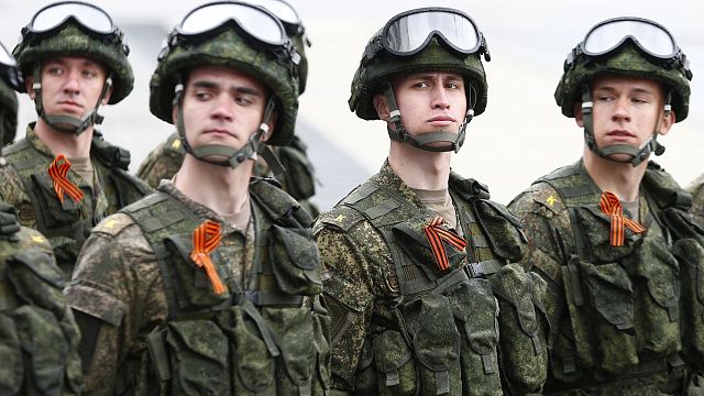 В Госдуме РФ приняли закон о штрафах за осквернение георгиевской ленты 