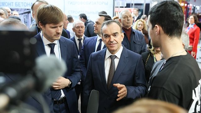 Вениамин Кондратьев посетил выставку «ЮгБилд» в Краснодаре