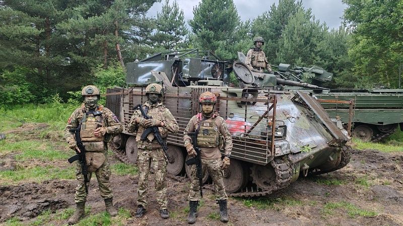 Редкий бронетранспортер PBV 302 из Швеции стал трофеем десантников ВС РФ