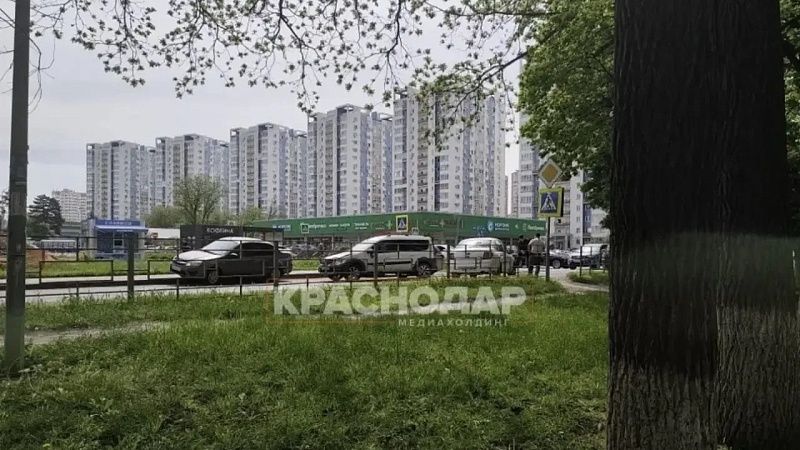 Четыре автомобиля столкнулись утром 13 мая в Краснодаре 