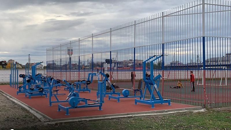 В разных районах Краснодара в ноябре откроются четыре спортплощадки с тренажерами