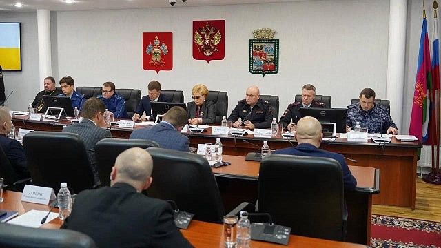 ЕДДС и оперативные службы Краснодара усилят работу на новогодних каникулах