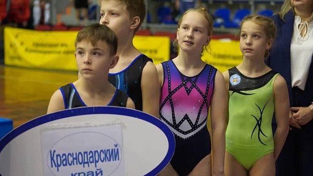 Краснодар принимает всероссийские соревнования по прыжкам на батуте