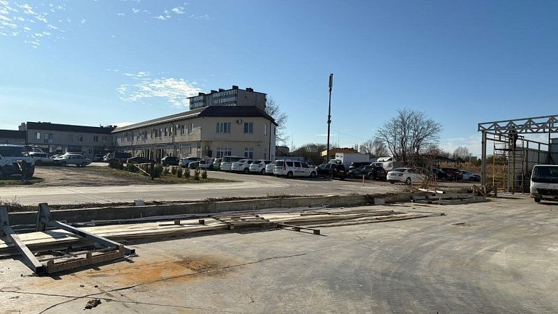 Самострои на площади 2500 «квадратов» снесли на Симферопольском шоссе в Анапе