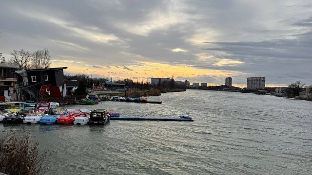 Закрывший солнце циклонический вихрь покинет территорию Кубани