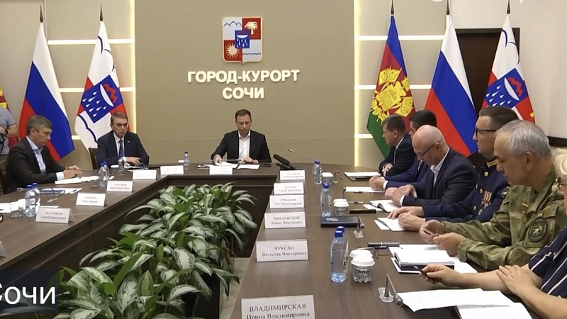 Финалисты проекта «Герои Кубани» прошли стажировку в администрации Сочи 