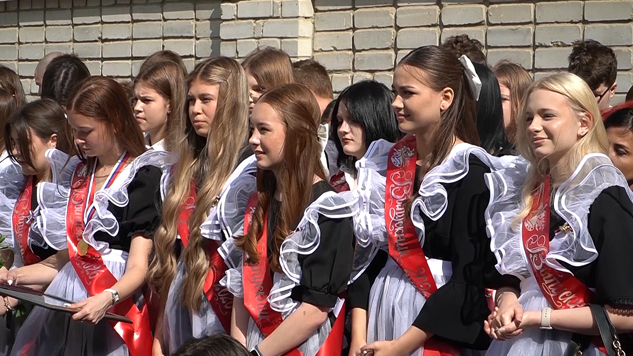 Выпускные в Краснодаре, встреча мечты у шахматистов, смеемся на кубке главы по КВН.  Новости 26 мая
