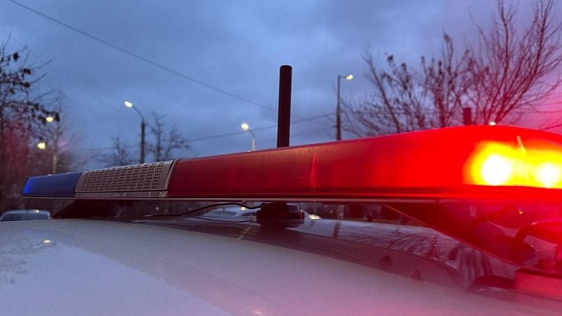 Автомобиль загорелся и взорвался во время движения на МКАД в Москве