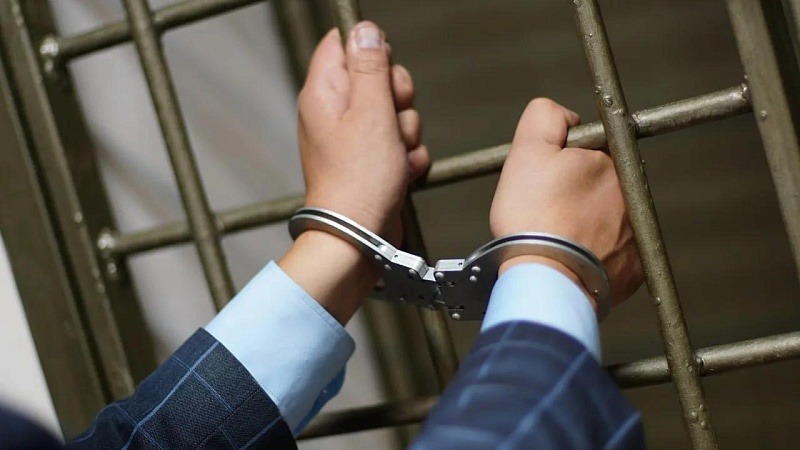 Иеромонаха по делу об интимной переписке со школьницей задержали в Подмосковье