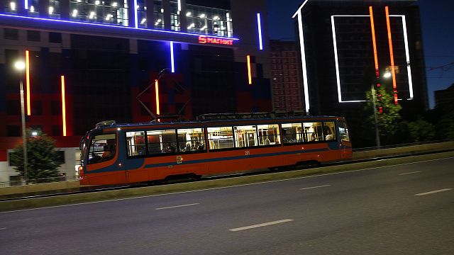 В Краснодаре до конца июня трамваи №5 и №8 изменят график работы