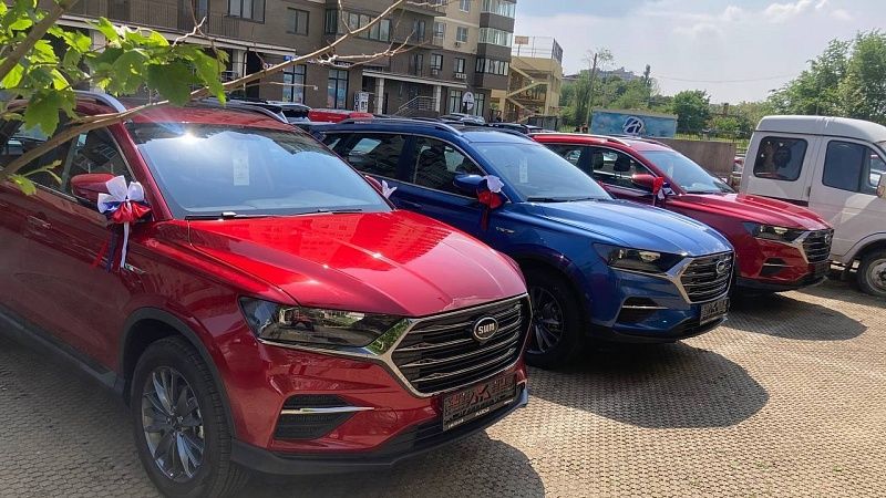 С начала года 23 участника СВО получили авто с ручным управлением на Кубани