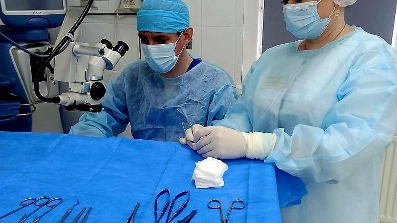 Уникальную операцию на глаза сделали ослепшему участнику СВО в Новороссийске