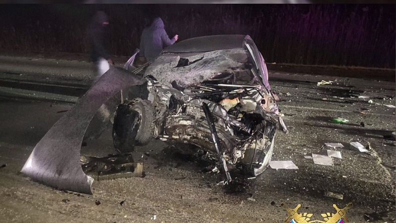 Mercedes выехал на встречку и унес жизнь водителя ВАЗ на Кубани 