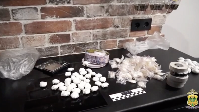 Лабораторию по производству мефедрона обнаружили на даче жителя Сочи