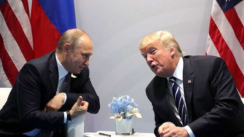 Эксперт Богачёва: Путин не позволил сделать трюк с рукопожатием Трампу