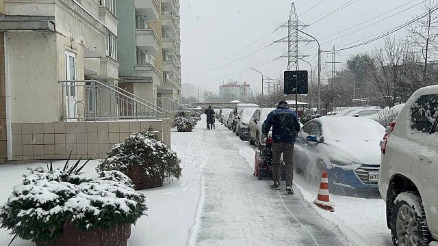 МЧС: сильный снег и гололедица 17 ноября скуёт Москву 