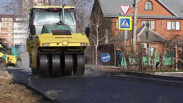 В Краснодаре благодаря нацпроекту параллельно ремонтируют 8 дорог