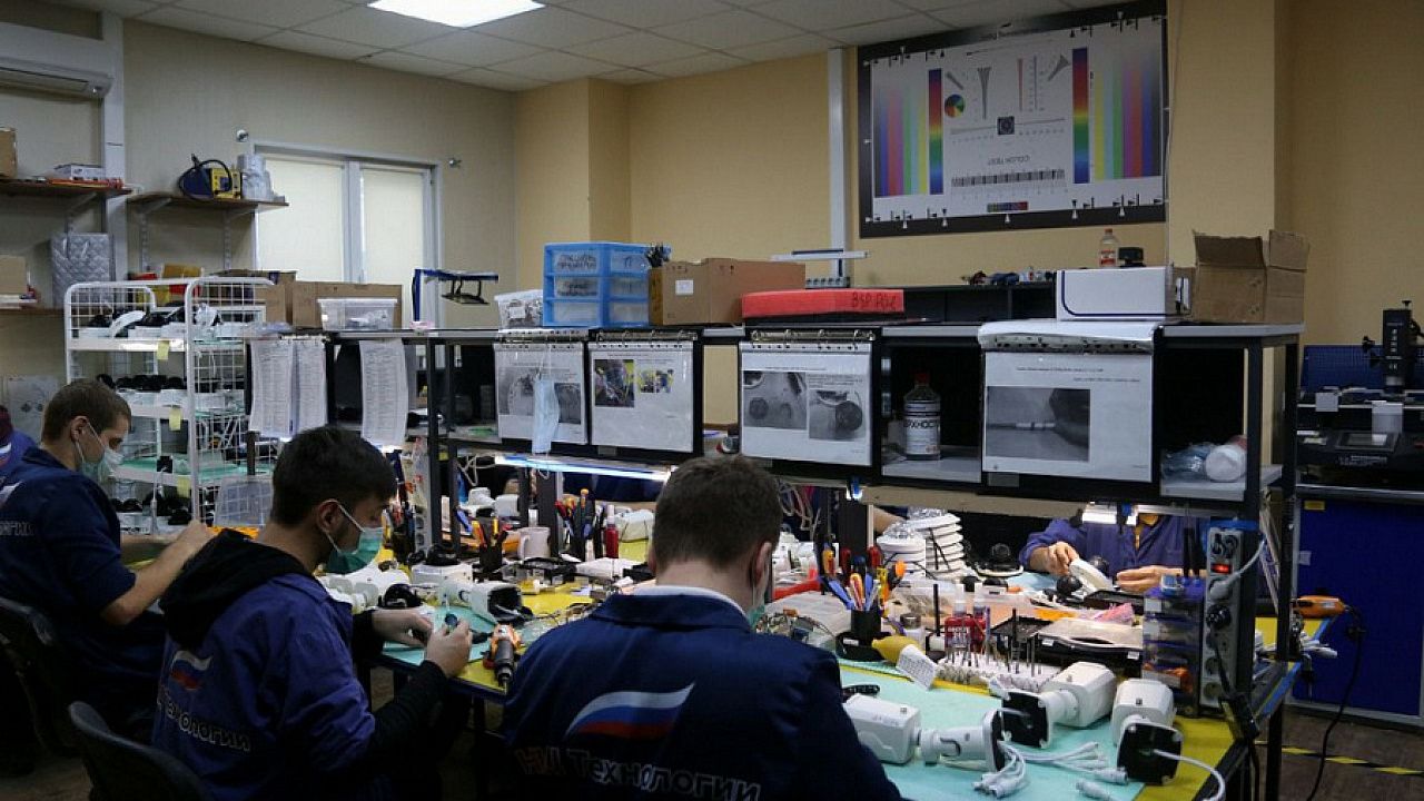Местный НИЦ «Технологии» работает над 100% локализацией в Краснодаре. Фото: пресс-служба администрации Краснодарского края