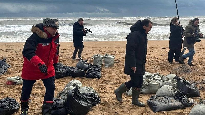 Схему утилизации вылившегося из танкеров мазута определили на Кубани