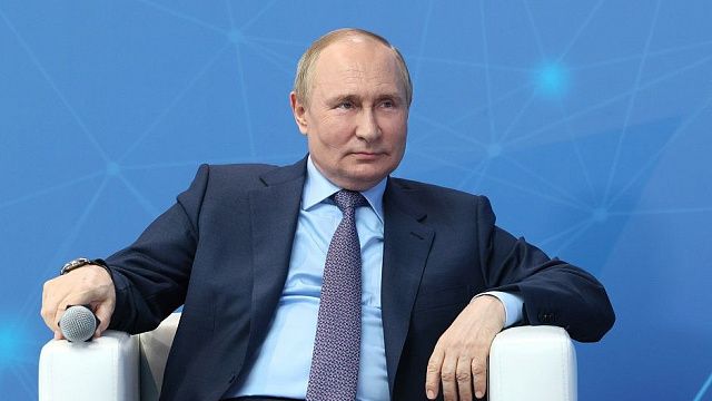 Губернатор Кубани поздравил Владимира Путина с юбилеем Фото: kremlin.ru