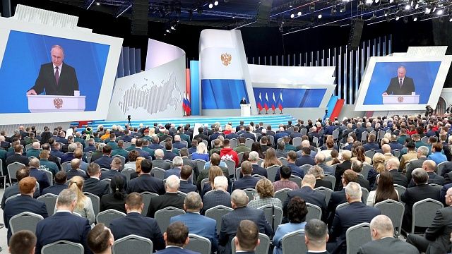 Владимир Путин выступает с посланием к Федеральному собранию. Фото: kremlin.ru