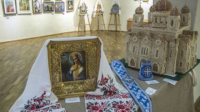 Выставку проведут в преддверии православного праздника. Фото: Краснодарский краевой выставочный зал изобразительных искусств