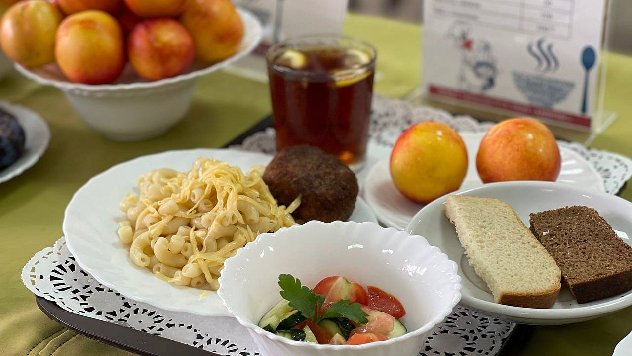 На Кубани школьное питание организуют по новому стандарту. Фото: телеканал «Краснодар»