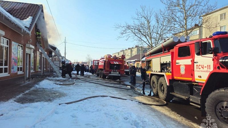 Пожарные ликвидировали открытое горение на 150 квадратных метрах в Адыгейске 