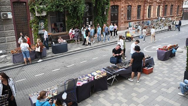 Новогодняя ярмарка будет работать 20 и 21 декабря на Чапаева в Краснодаре 