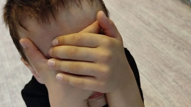 Шесть лет избивавшую сына мать-садистку лишат родительских прав в Приморье