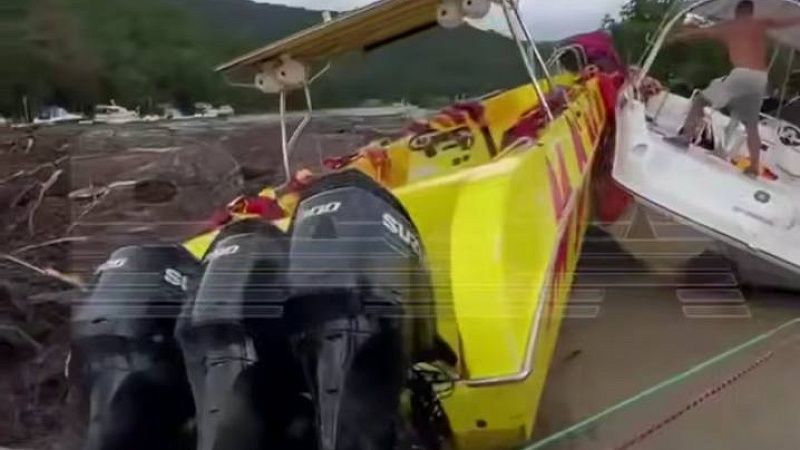 Десятки яхт и катеров унесло во время паводков в Лермонтово и Новомихайловском