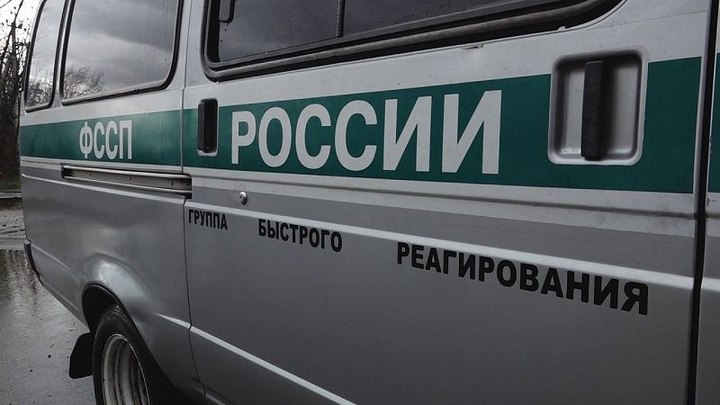 Двух сбежавших от конвоиров заключенных объявили в розыск в Московской области