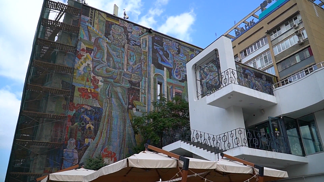Самой известной мозаике Краснодара исполняется 45 лет