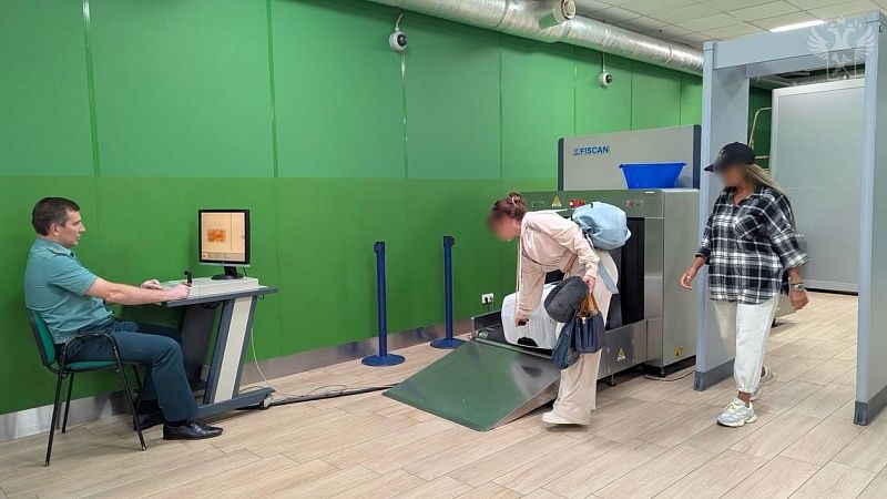 Почти 40 пассажиров прилетели на первом рейсе из Стамбула в аэропорт Краснодара