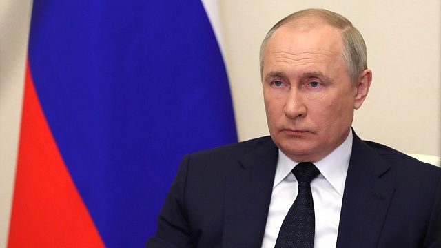 Президент России принял историческое решение о дедолларизации экономики страны 