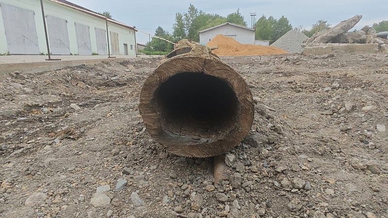 100-летний японский водопровод из дерева нашли в Южно-Сахалинске 